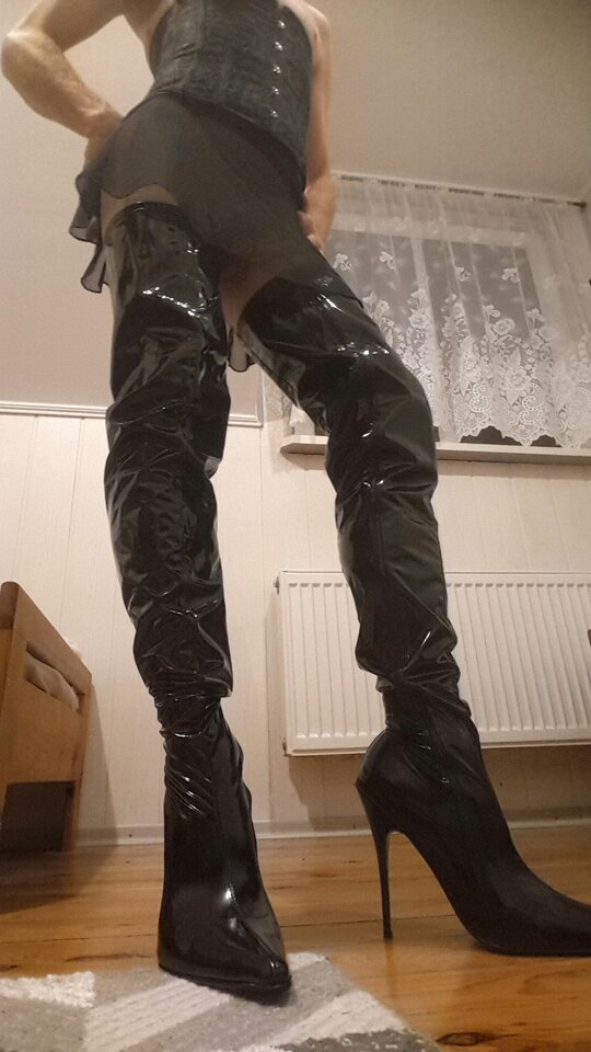 2022-11-29 06.51.33.jpg - Active_Lady