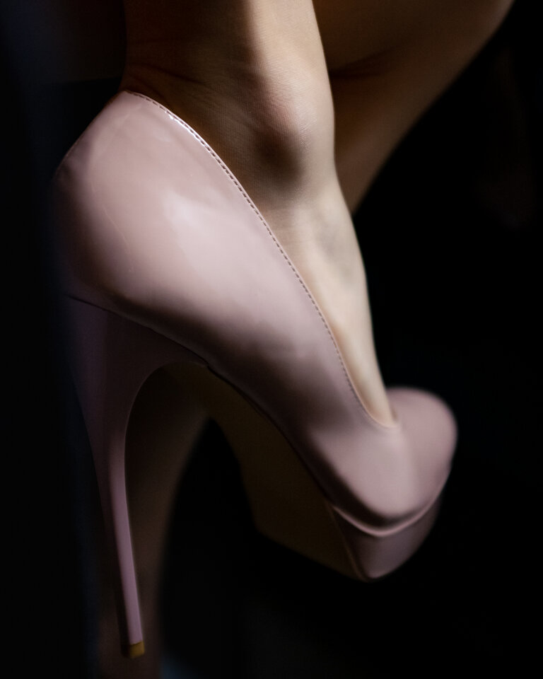 xxx-1214.jpg - szpilki_rajstopy