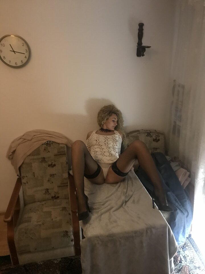 F1167A74-E5B6-466A-81E4-CFA6F6D03F4C.jpeg - YourBlackAngel