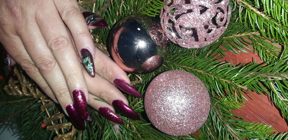 światecznie na pazurkach:)) - Tv_Krystyna