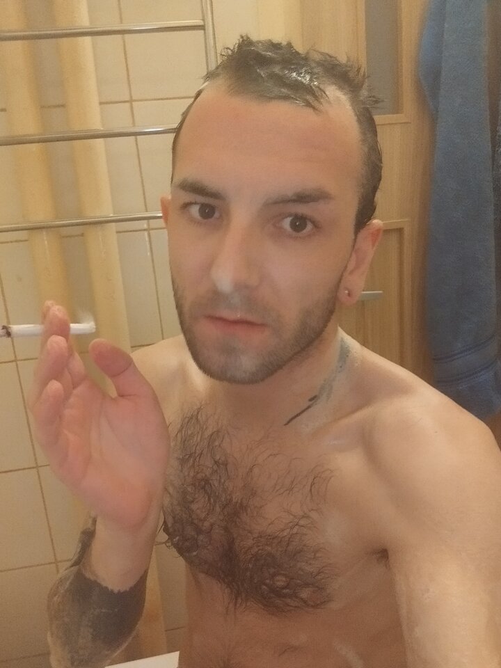 IMG_20221213_195516.jpg - GayEric93