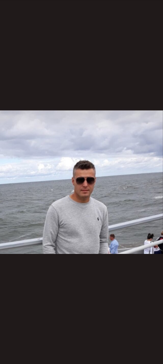 Tom_ek37