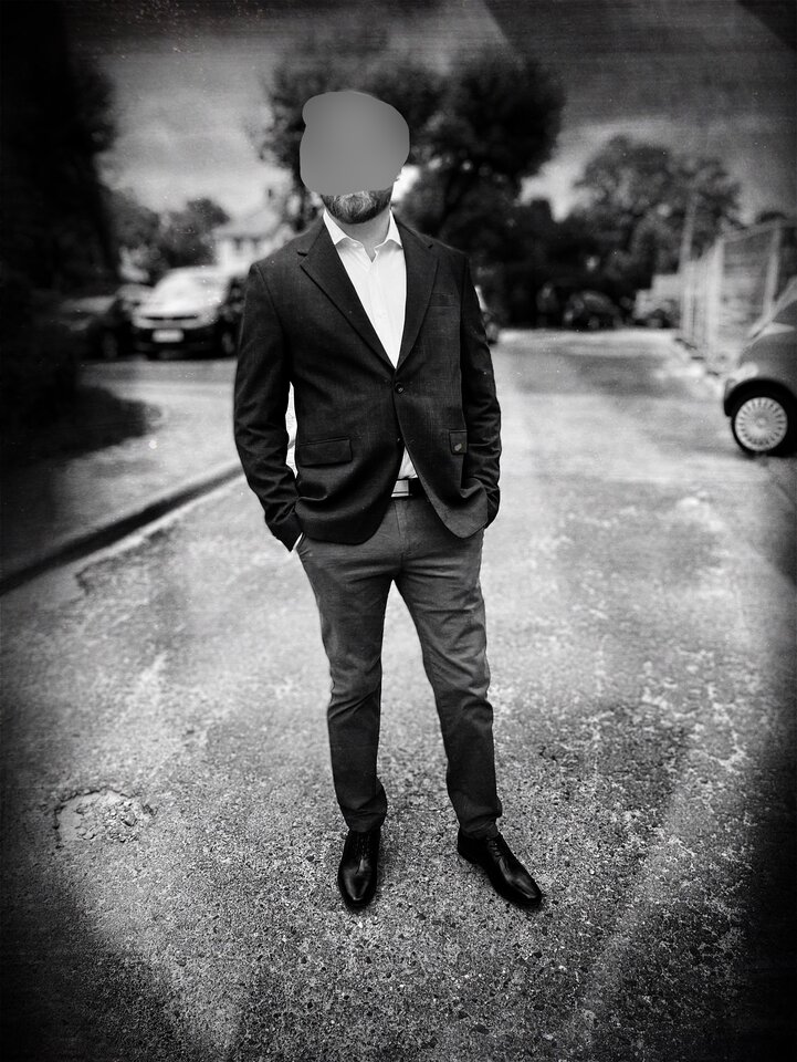 IMG_0109.JPG - Essential86