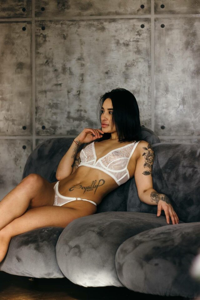 7C8C9560-14B4-4840-94C8-FB26FD23279C.jpeg - ElAriana