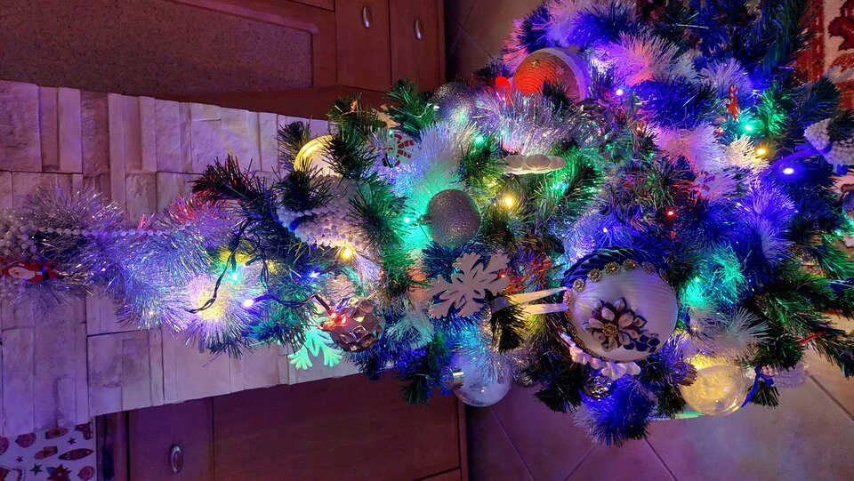 Wesołych Świąt Bożego Narodzenia, rodzinnych, ja niestety sa - balonik64