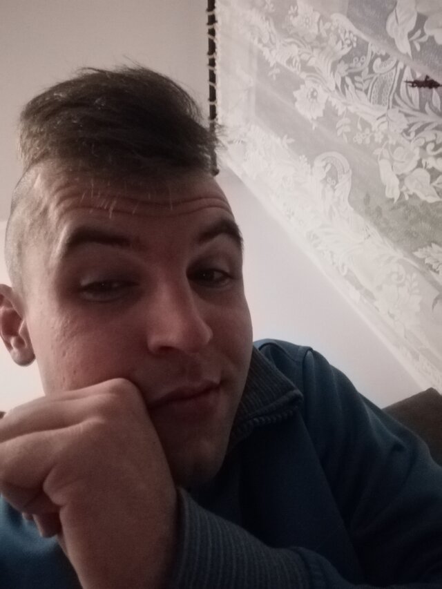 Huzi
