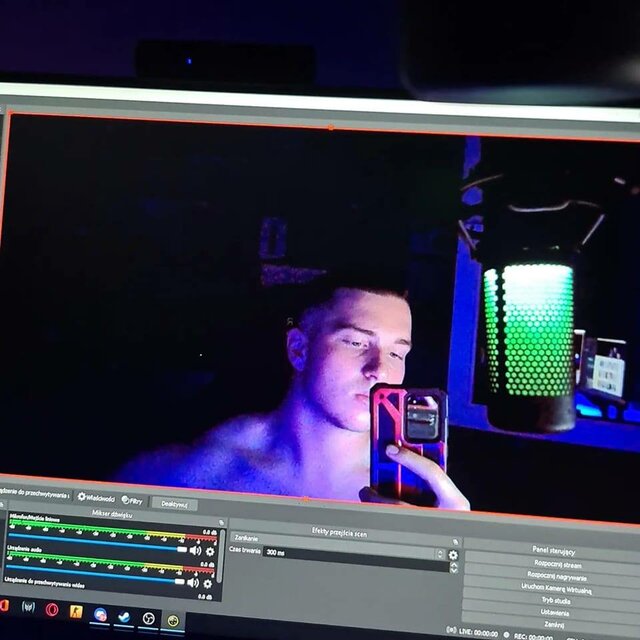 NapalonyAdam19