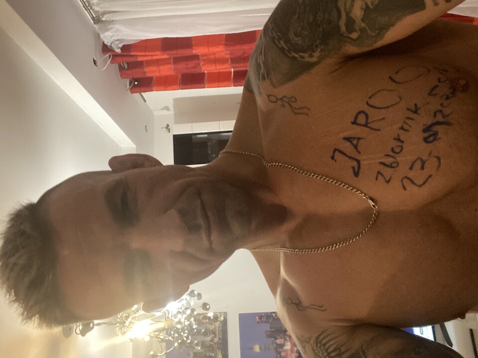 9C8F3BC1-E039-4D55-9B88-A5F034882C0D.jpeg - JAROOI