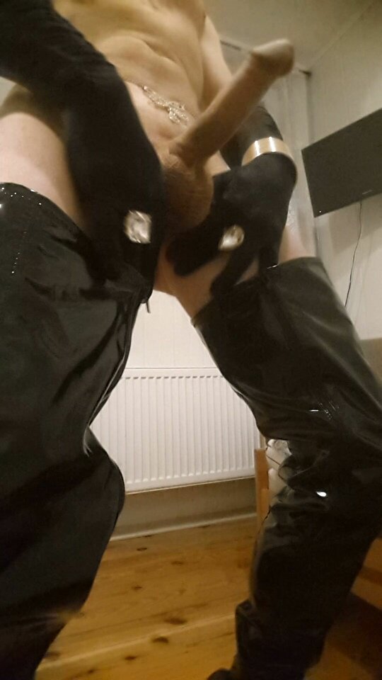 20220925_230919_218937.jpg - Active_Lady