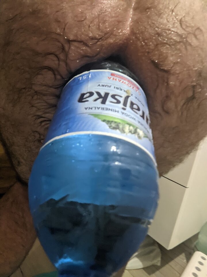 Lubię wkładać w dziurę co się nawinie, a Wy? - fistman