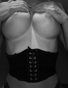 Przystojniak teraz chętny na kamerkę ?