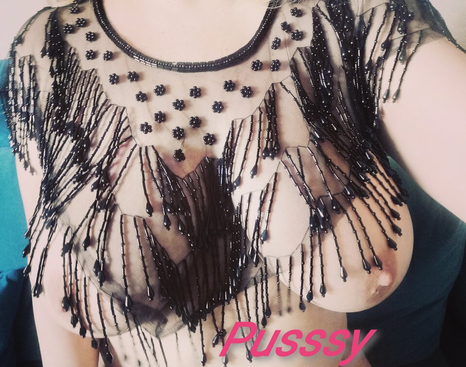 Pooliżżż mi sutki - pusssy