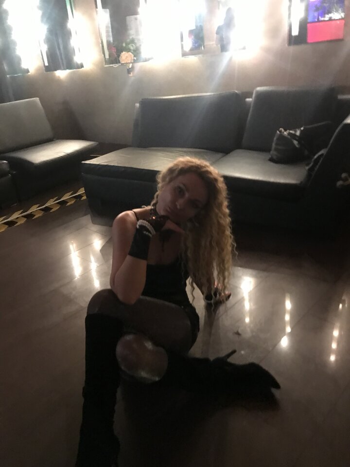 8DA26526-17B1-4B28-82B9-90D1E02F6954.jpeg - YourBlackAngel