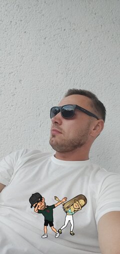Snapchat-778805865.jpg