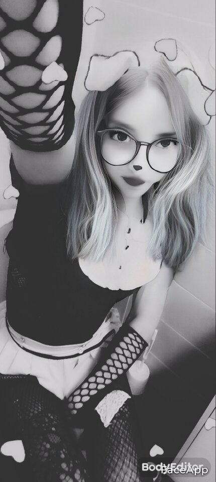 FaceApp_1673725979290.jpg - MoniczkaPrzebieralska