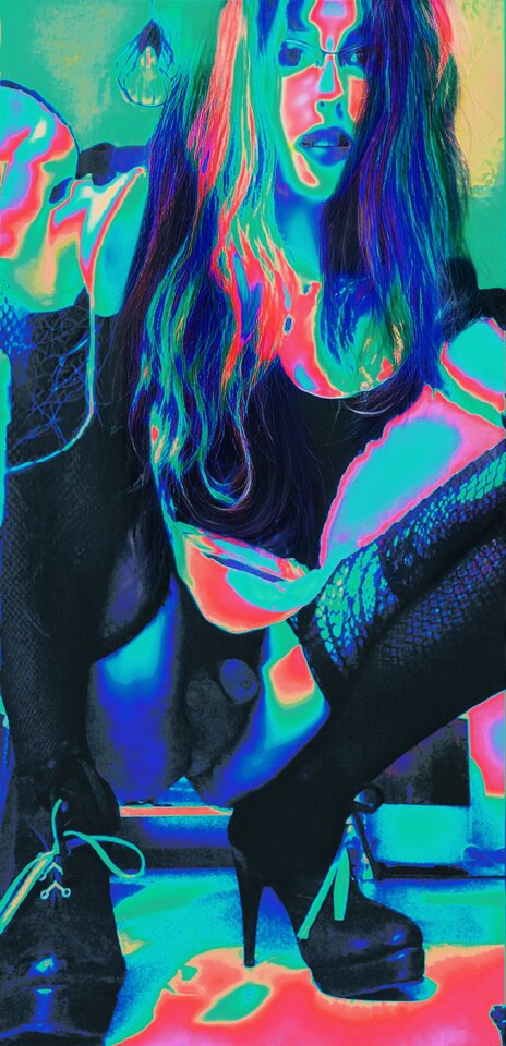 FaceApp_1673738896687.jpg - MoniczkaPrzebieralska