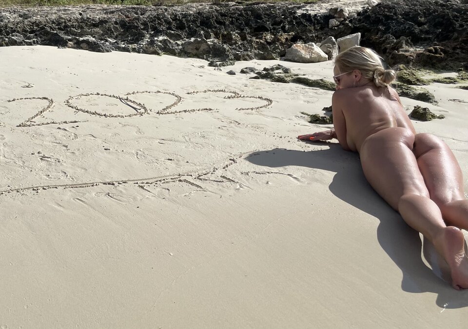 B9192173-88EB-4067-BA32-5E381CC665A9.jpeg - JB8085