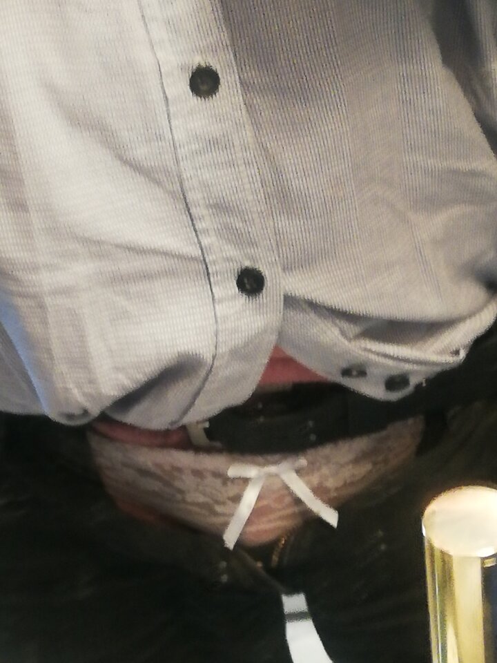 Lubicie wstążeczki...? - Gregorja