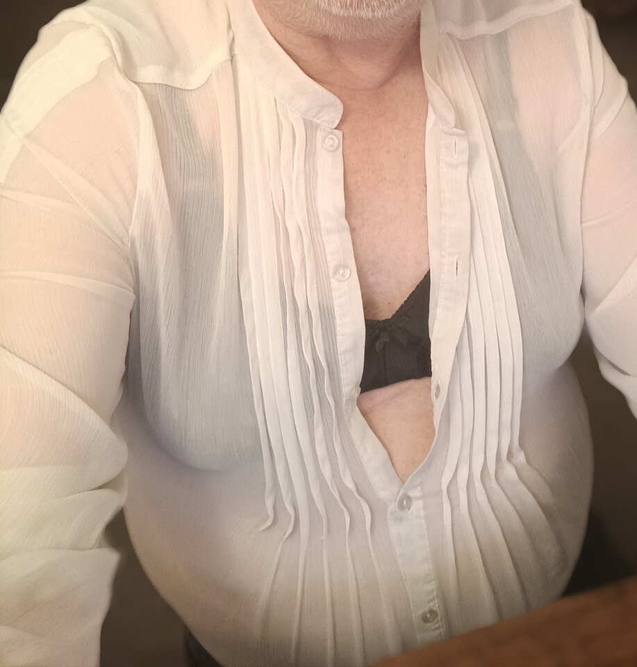 przy stole.... - Gregorja