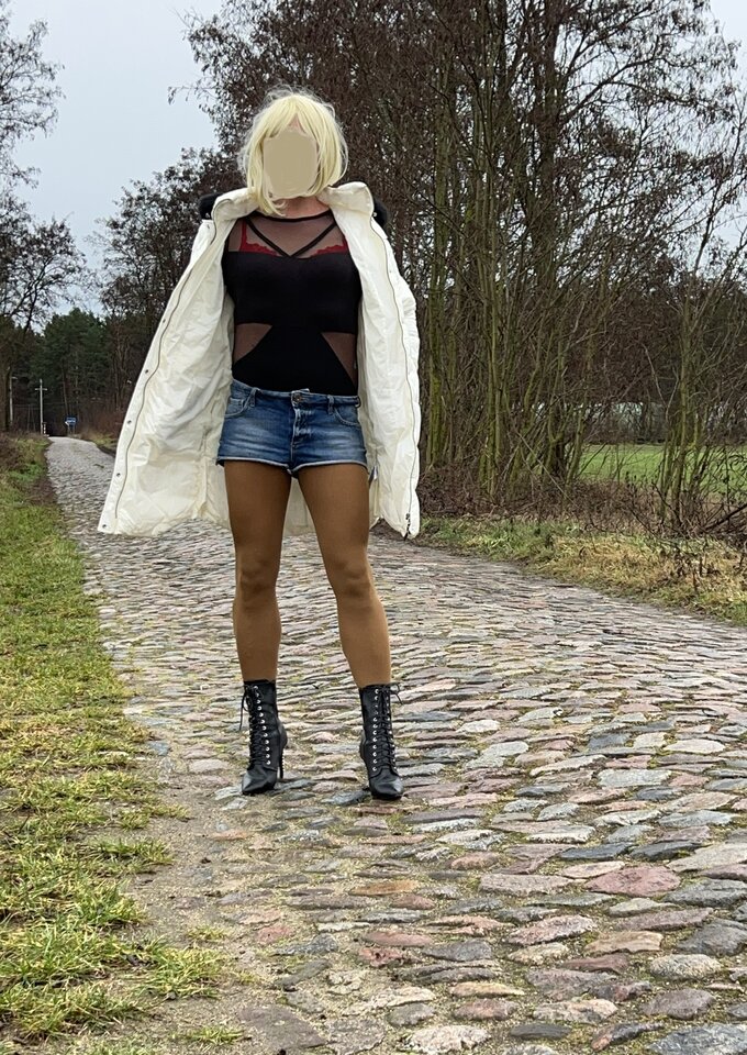 Pole- na biało.jpeg - piter_ulegly