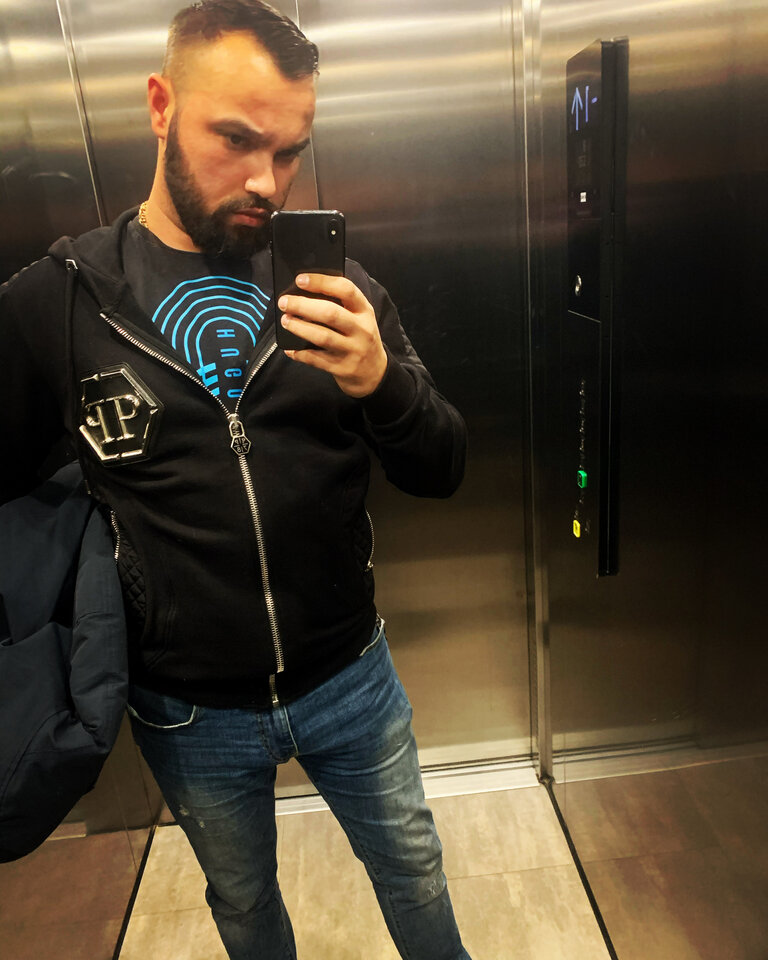 CA916F00-BE89-4B73-9C82-86888BBDADCF.jpeg - Niki126