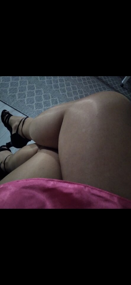 Nóżki Milf  Ani - Dyziole