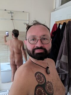 Dla wszystkich miłośniczek i miłośników męskich tyłeczkie