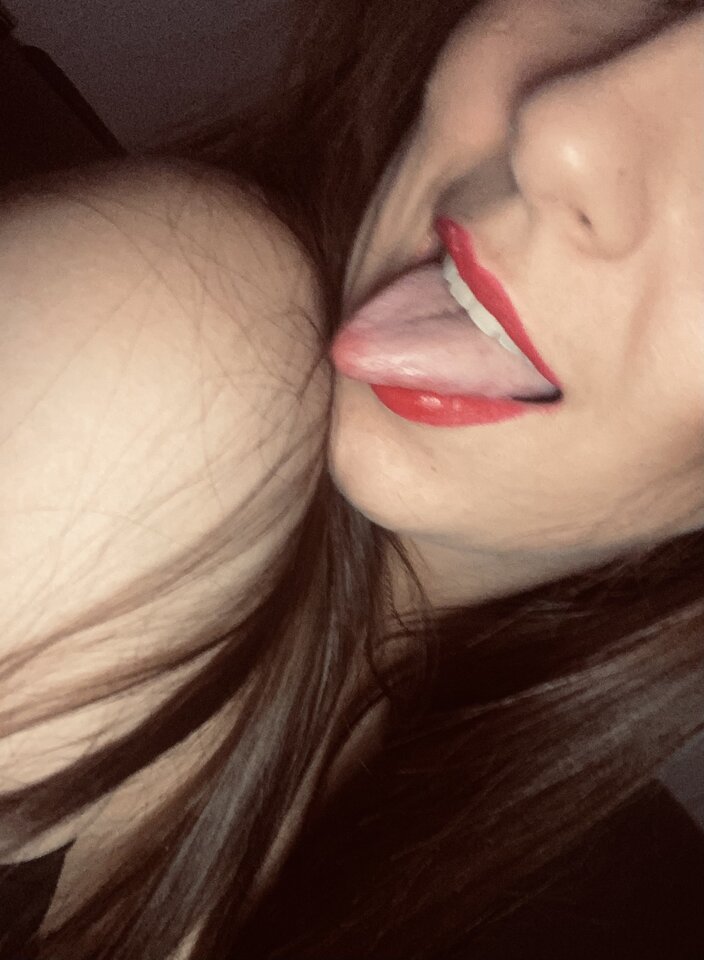 A87C31BB-EE47-4587-8DD4-EBC1B220FF47.jpeg - HotMarriage