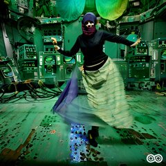 colourful_polish_mohair_burkas_dancing_breakdance_inside_tsherno