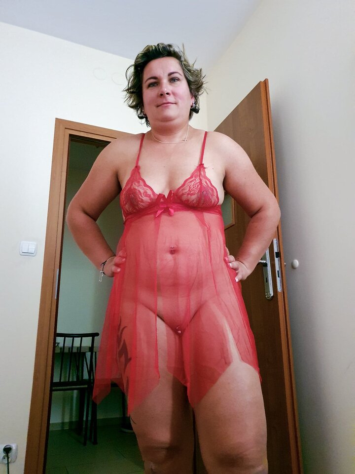 117125632_655124858427983_6948565546160115964_n.jpg - nakedgirl