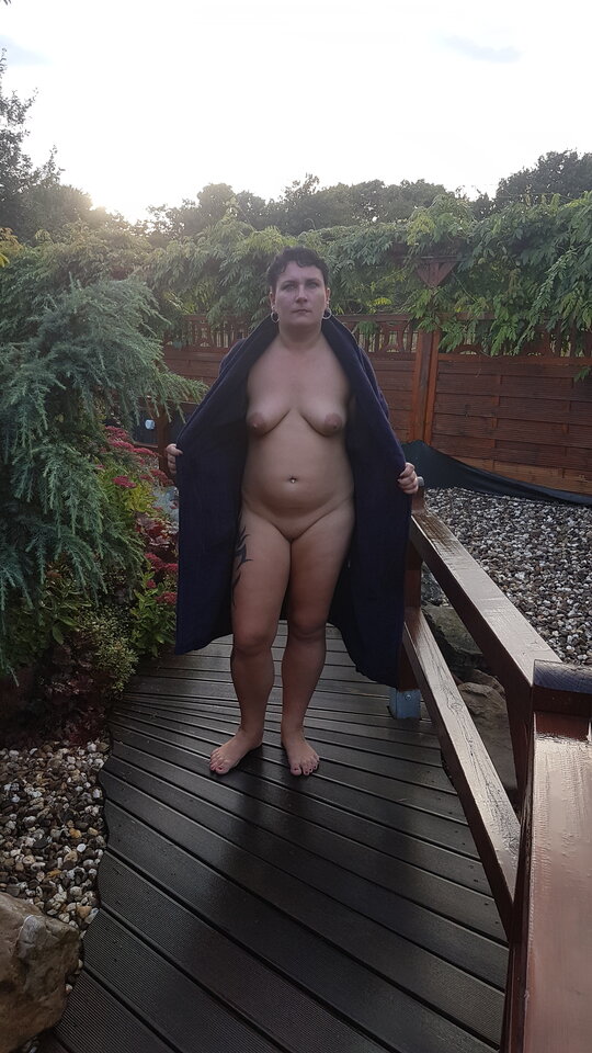 36571574784_20a5e6515f_o.jpg - nakedgirl