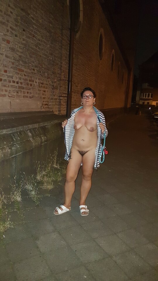 36737193170_fb352278c9_o.jpg - nakedgirl