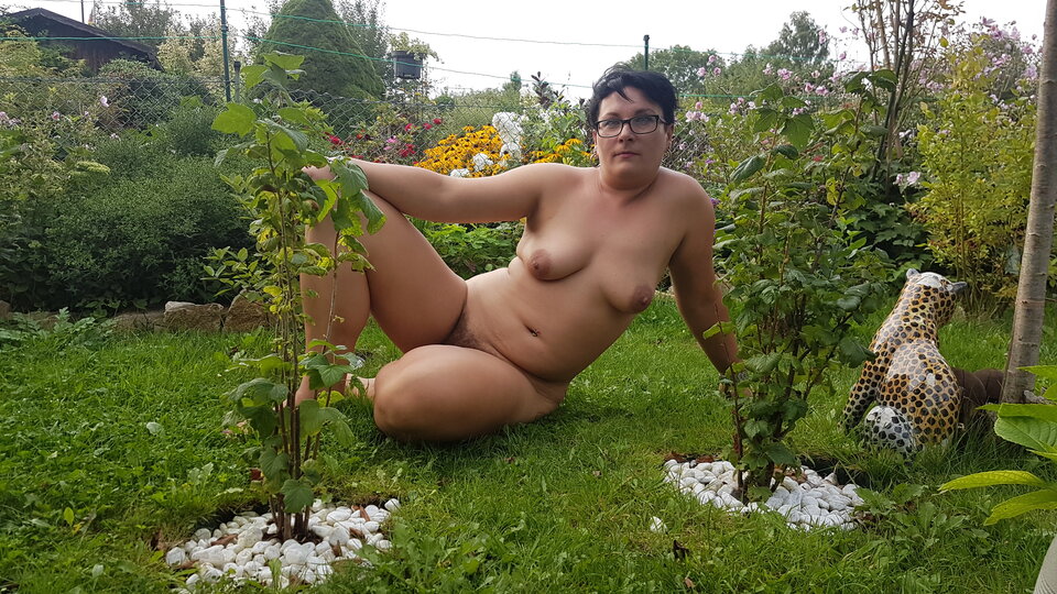 36695369590_3238c05699_o.jpg - nakedgirl