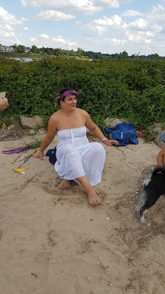 36887808192_dc851989ed_o.jpg - nakedgirl