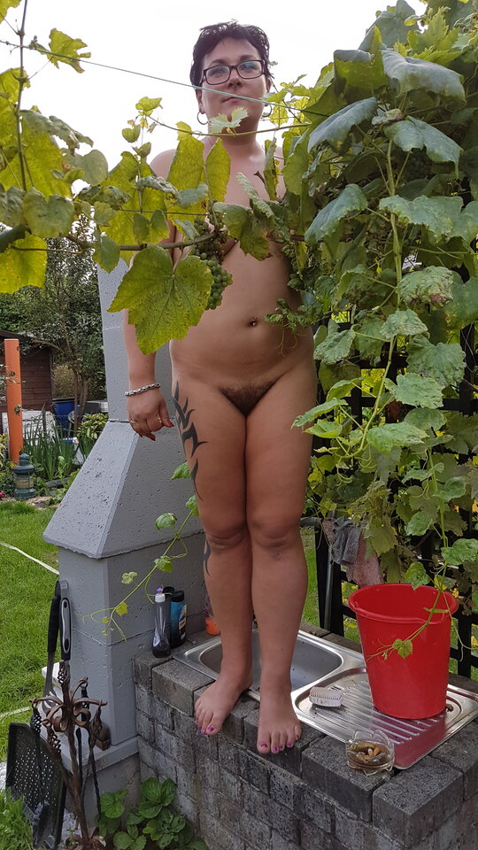 36901920526_934d65919e_o.jpg - nakedgirl