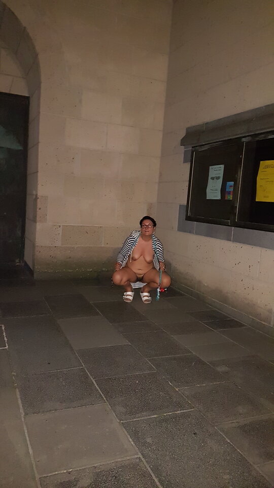 36963741222_3b86849e15_o.jpg - nakedgirl