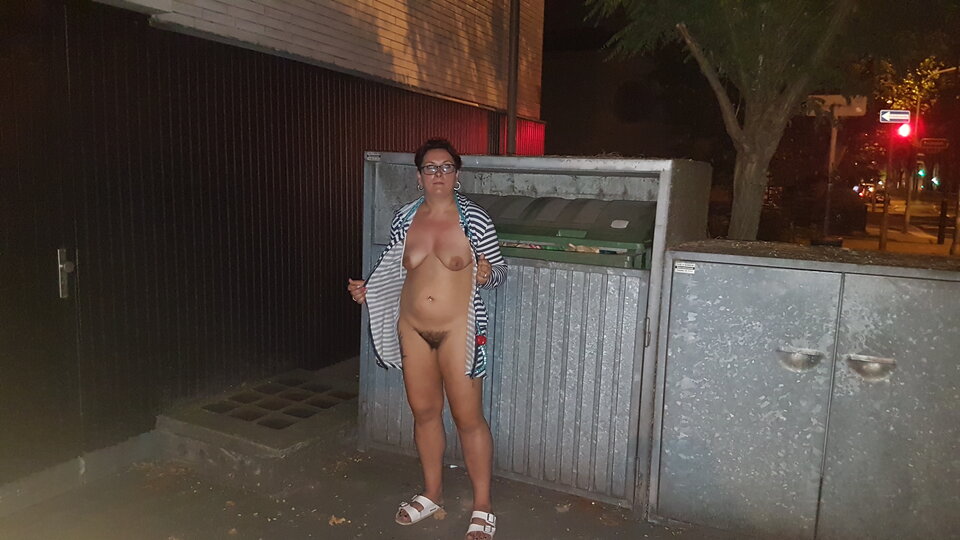 36946267116_c68d708f1e_o.jpg - nakedgirl