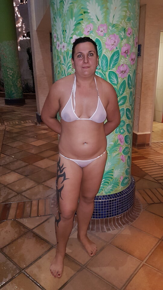 37430084655_2fa5db942b_o.jpg - nakedgirl