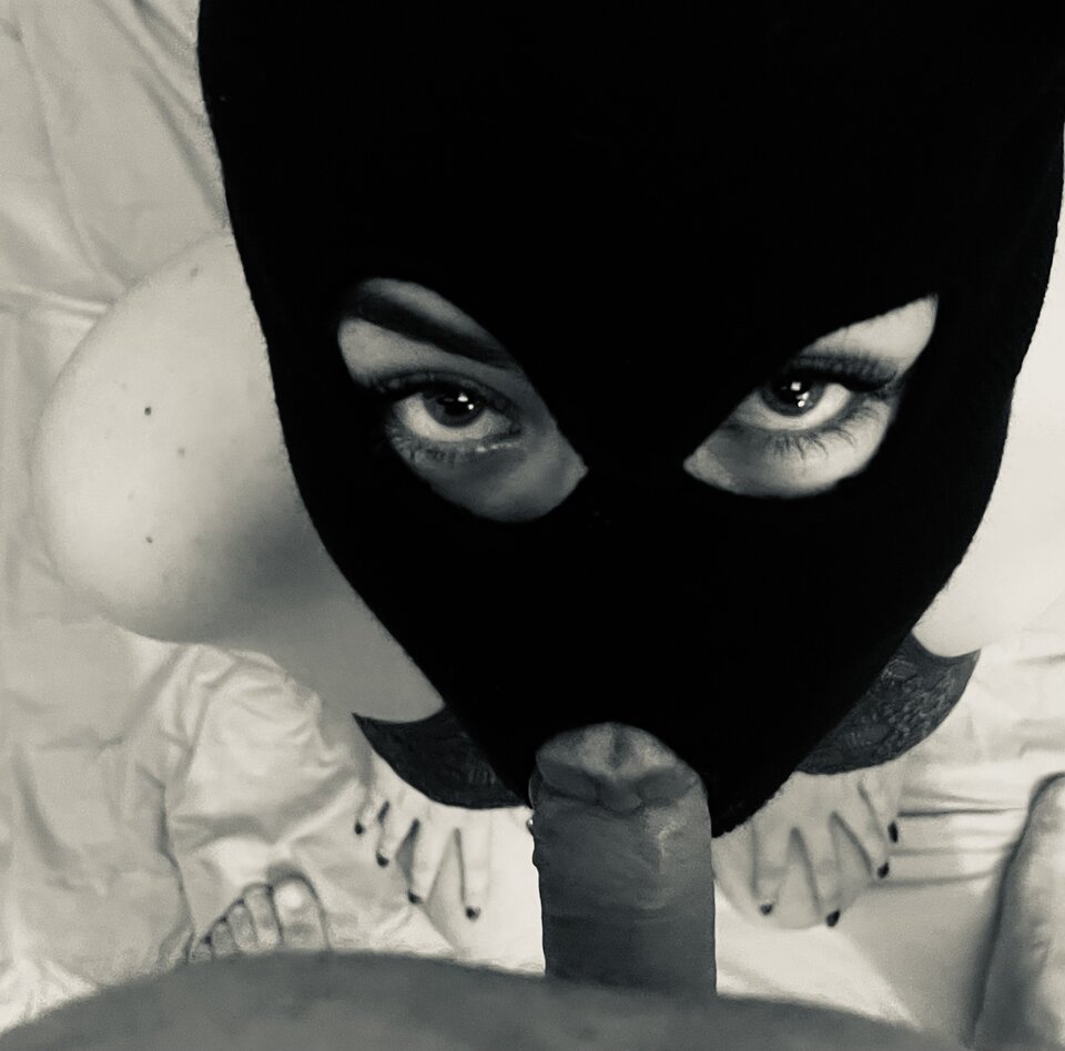 CD056B1B-2345-4913-B0E7-E1882A379D8C.jpeg - OnaOnCouple