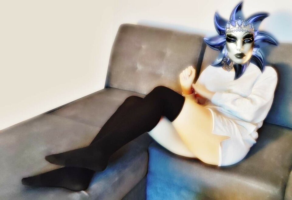 received_1796252827415522.jpeg - HotCot