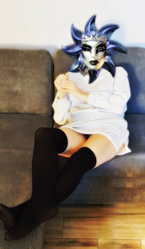 received_463930679139037.jpeg - HotCot