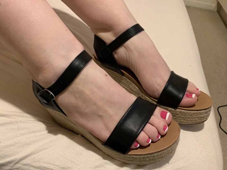 400.jpeg - FeetLove69