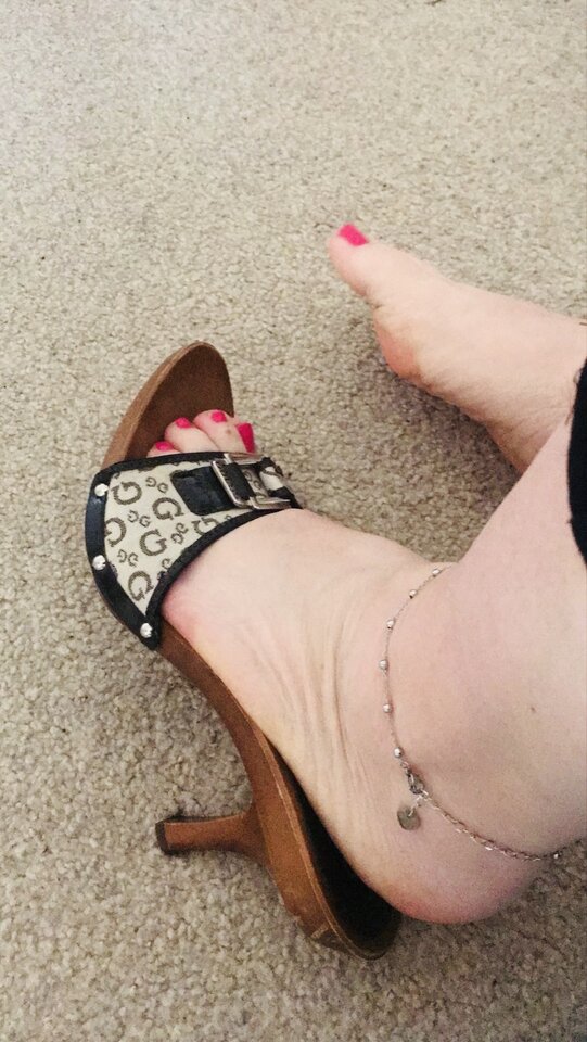 CE.jpeg - FeetLove69