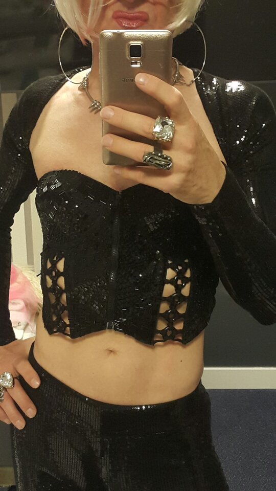 2022-11-27 12.14.14.jpg - Active_Lady