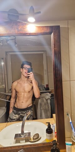 Snapchat-61995279.jpg