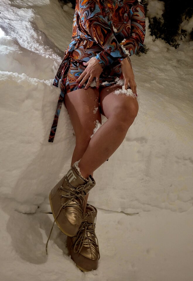 Biało mi.jpg - Ona_72_On