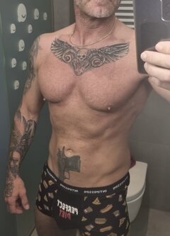 😜
