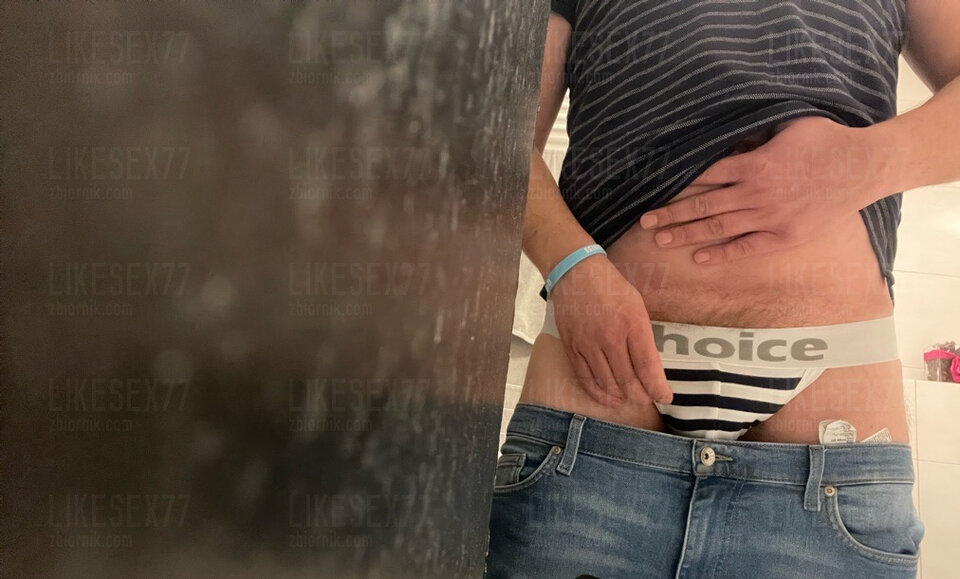 DD6427AA-A007-49D8-BA50-E6025685C82A.jpeg - Likesex77