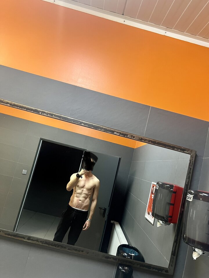 218954E8-73A1-4351-99C3-6EF4AA0A384E.jpeg - mp100