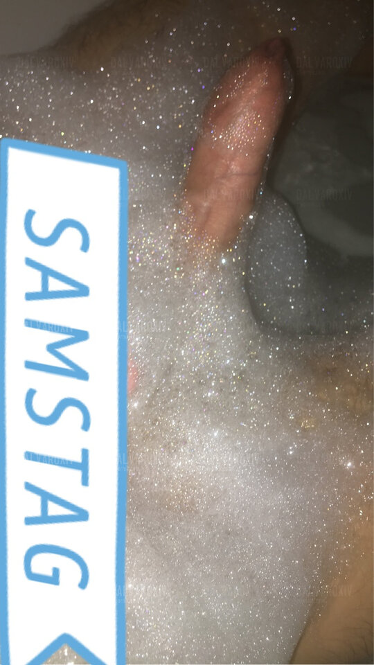 Kto pomoze umyc mojego?😁🍆💦 - DalvaroXIV